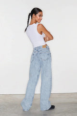 Low Rise Parallel Jeans in 80s Light Blue Wash