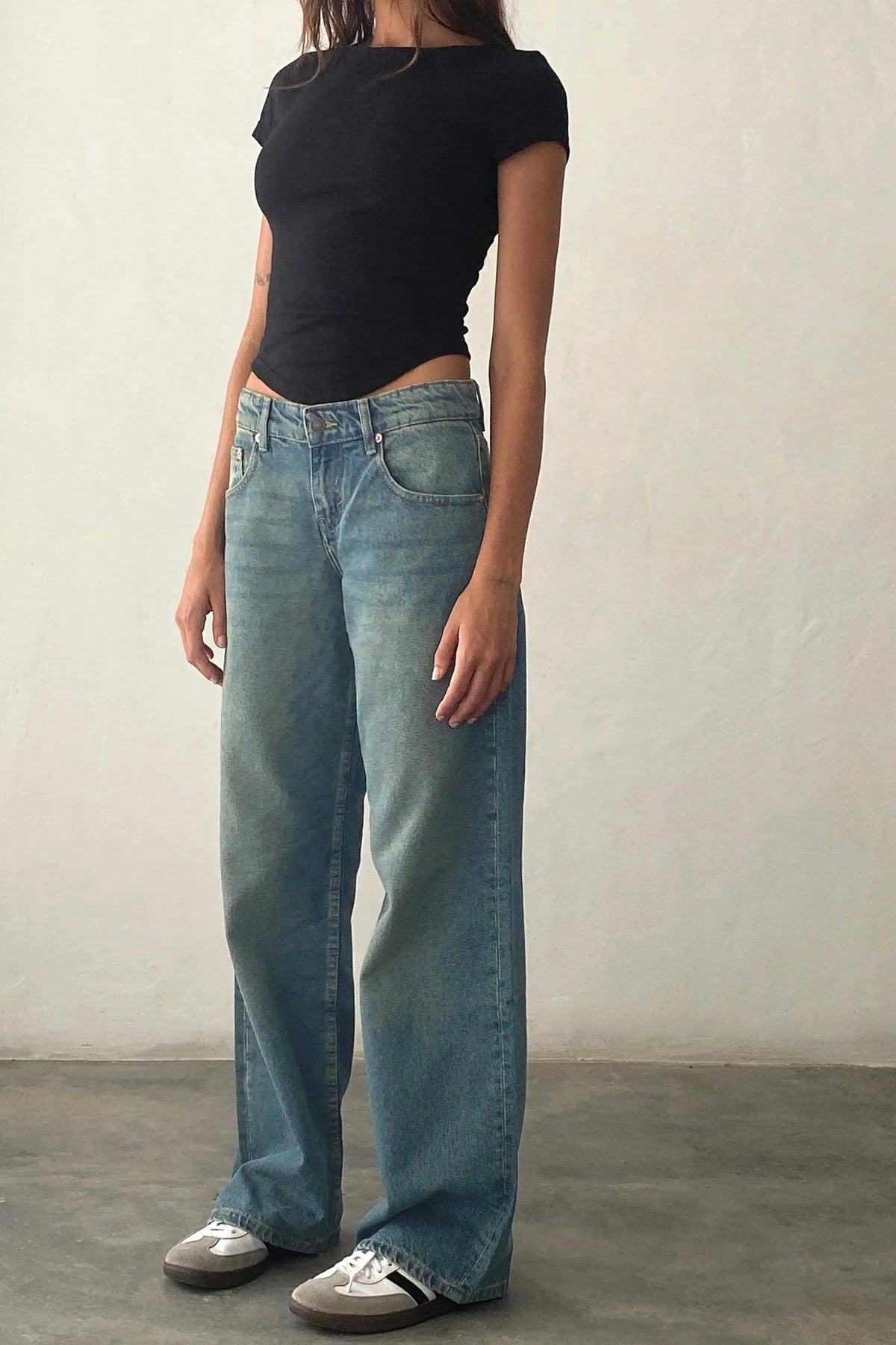 Low Rise Parallel Jeans in Vintage Blue Green